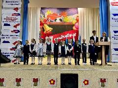 И снова в школу! В добрый путь, в страну Знаний!