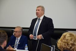 Председатель окружной Думы Борис Хохряков посетил Югорск 