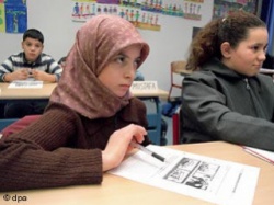 Для детей мигрантов будет внедрена новая программа «Школа адаптации»