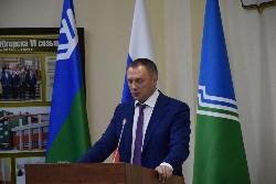 Алексей Харлов представил депутатам отчет о деятельности главы города и администрации за 2022 год