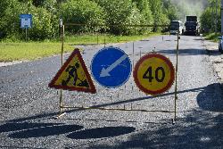 В Югорске начали текущий ремонт дорог на улице Южной и Студенческой
