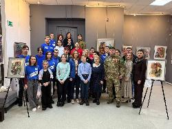 В Музее истории и этнографии открылась выставка акварельных картин «Я вернусь!», посвящённая участникам специальной военной операции и их семьям