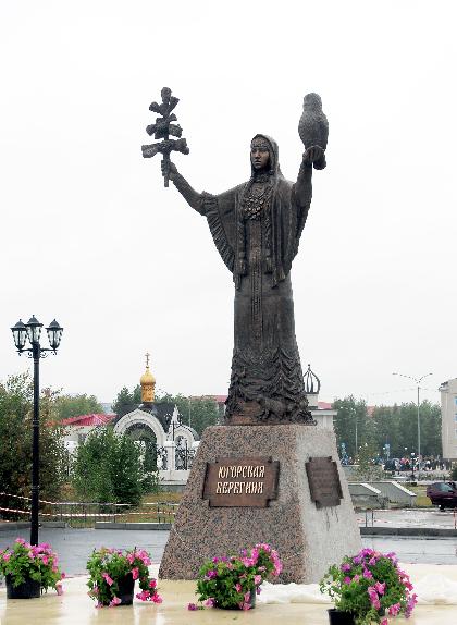 Скульптура «Югорская Берегиня»