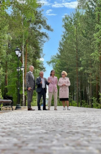 hPTI6ixTViQ.jpg