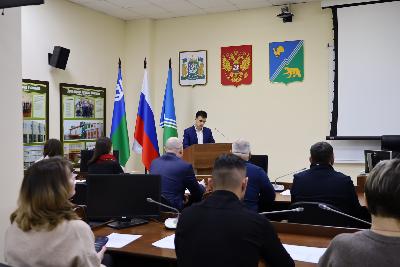 В администрации города состоялось заседание Общественного совета Югорска