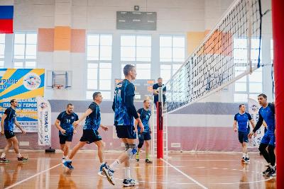 В Центре Югорского спорта прошёл III открытый турнир по волейболу, посвящённый памяти участника СВО Дениса Положая