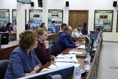 Развитие городской среды обсудили депутаты на заседании комиссий Думы Югорска