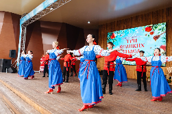 В Югорске прошло яркое народное гуляние «Три Великих Спаса»