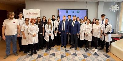 В Гимназии Югорска открылся класс медицинской направленности