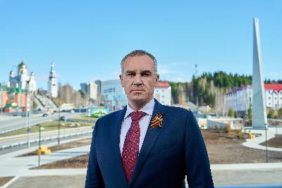 Поздравление Губернатора Югры Руслана Кухарука с Днем Великой Победы