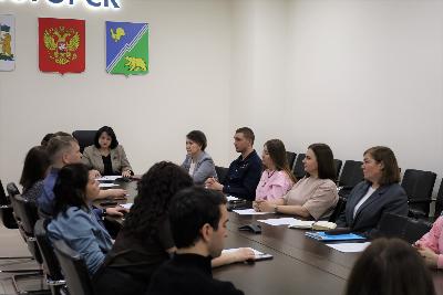 В администрации Югорска состоялось заседание координационного совета по взаимодействию с «Движением Первых»