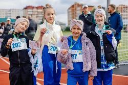 В Югорске состоялся детский легкоатлетический забег «Бегущие сандалии»