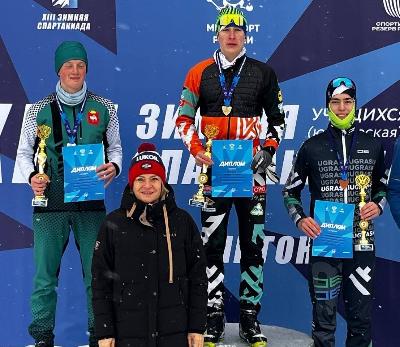 Павел Опанасенко завоевал две медали на Первенстве УрФО по лыжным гонкам
