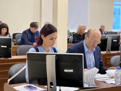 8GNSdXT3uxY.jpg